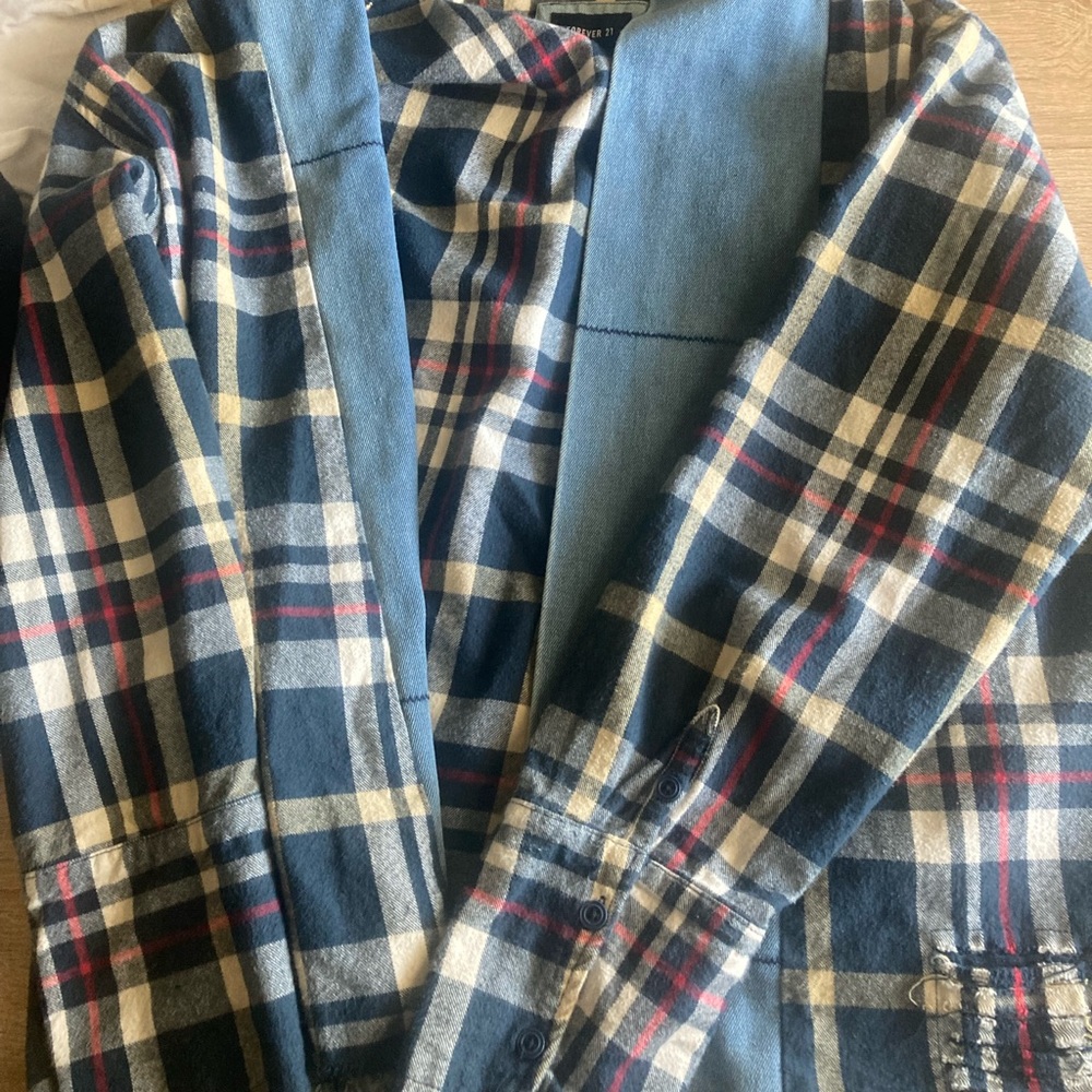 Forever 21 cardigan size m